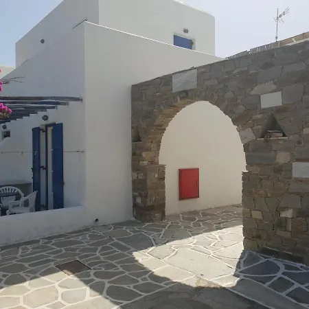 Silver Rocks Hotell 3*