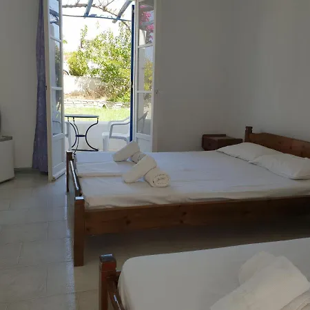 Silver Rocks Chrisi Akti (Paros)